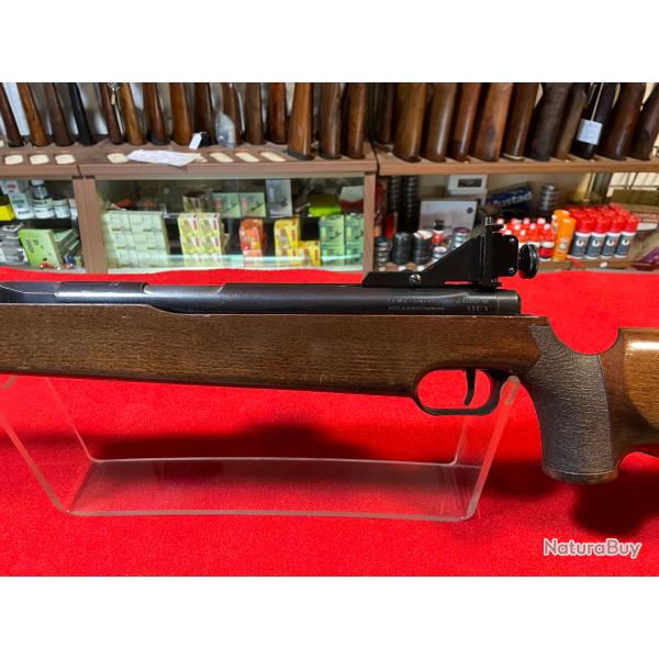 CARABINE A AIR COMPRIM FEINWERKBAU , MODLE 300, CALIBRE 4,5 mm, DROITIER, OCCASION.