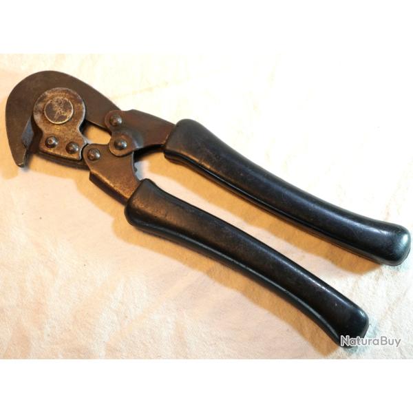 ARMEE FRANCAISE - pince coupante type US ARMY - INDOCHINE fabriqu�e DUCOMMUN & MARTI COU25PIN002