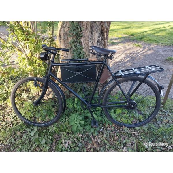 v�lo militaire suisse des ann�es 40 type truppenfahrrad allemand WW2 WWII