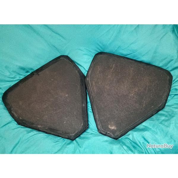 Lot de Deux Plaques balistiques pare-balles pelvienne nij IV en cramique MEGGITT AEROSPACE