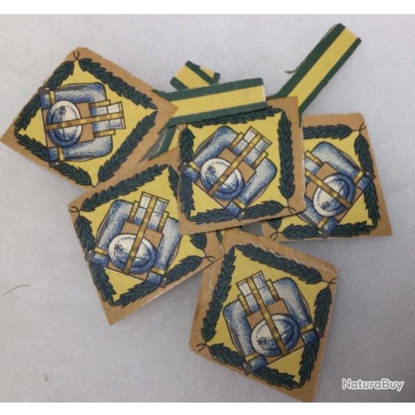 FRANCE 1 GM - LOT DE 5 EPINGLETTES COMMEMORATIVES GUERRE 1914 - 1918 en CARTON (AUTHENTIQUE)