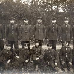 CPA -Photo - Un Groupe Soldats Allemand - N&deg;4499