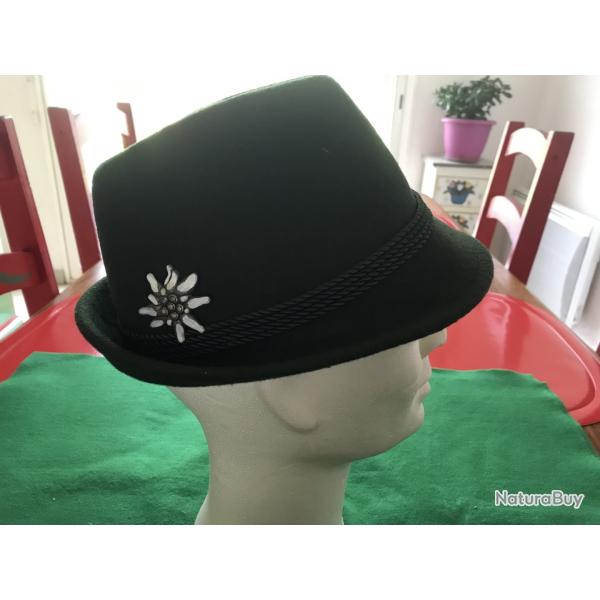 CHAPEAU TYROLIEN TAILLE 56 ETAT NEUF