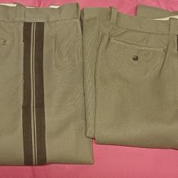 Lot de 2 pantalons d'officier militaire fran&ccedil;ais d'uniforme Mle 59