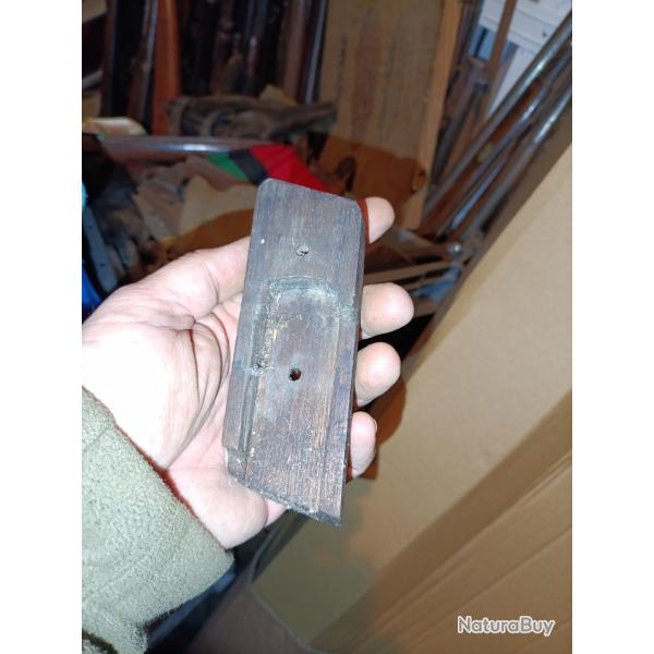 Une plaquette de mitrailleur