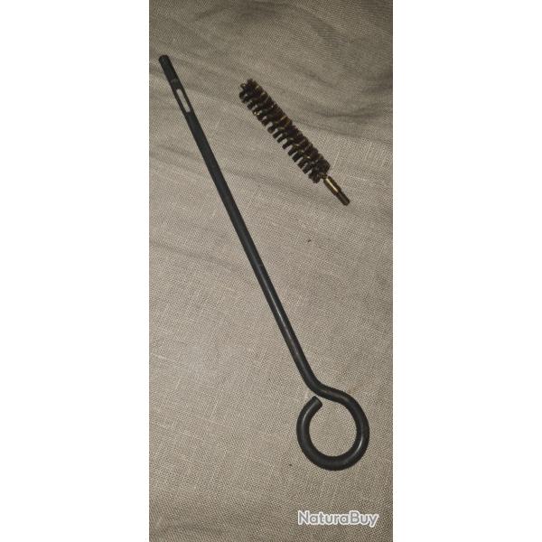 Baguette de nettoyage pour colt avec sa Balayette