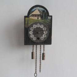 Ancienne horloge murale bois Forêt noire