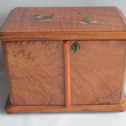 Coffret loupe de bois marqueterie Hirondelles Art Déco