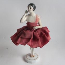 Demi figurine porcelaine Garçonne avec support Carl Schneider Art déco