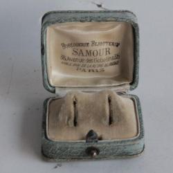 Ancien écrin pour bijoux boucles d'oreilles Samour Paris