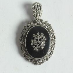 Broche Pendentif argent et marcassites XIXe si&egrave;cle