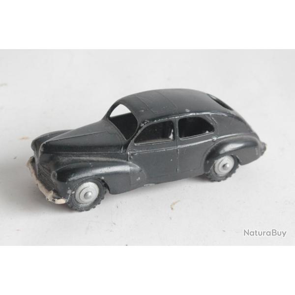 DINKY TOYS Voiture miniature Peugeot 203