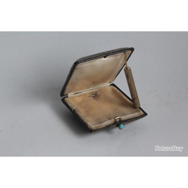 Petit crin pour bijoux cuir dor au fer XIXe sicle