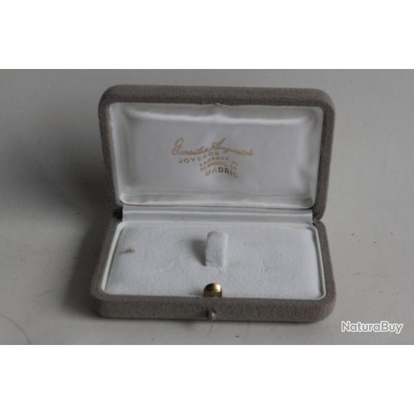 crin pour bague Gonzales Aragoneses Madrid