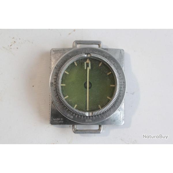 Boussole militaire arme Finlandaise type M311 Suunto Oy Helsinki