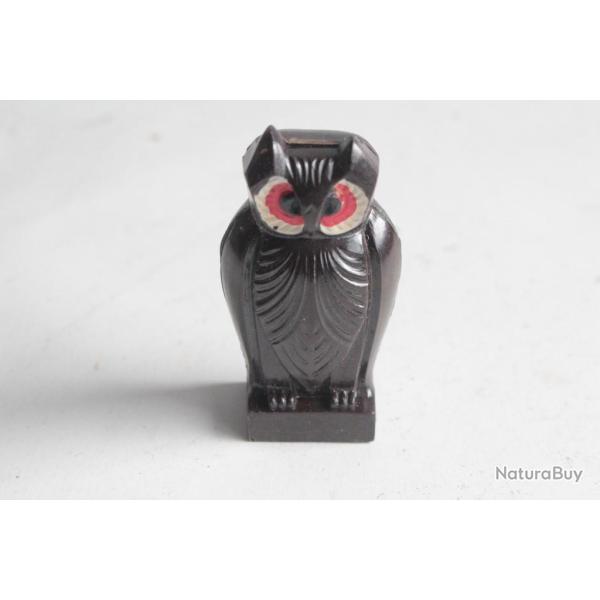 Ancien Taille crayon Hibou bak�lite