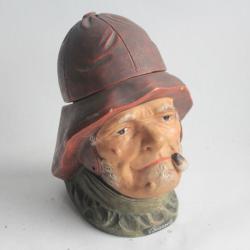 Pot à tabac figuratif Pêcheur terre cuite Souvenir de Biarritz