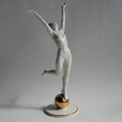 Femme nue porcelaine Karl Tutter Hutschenreuther Allemagne Art déco