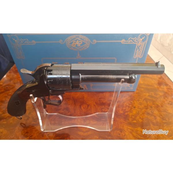 Revolver Le Mat Cavalry Cal 44,PN,r�plique Pietta Cat�gorie D