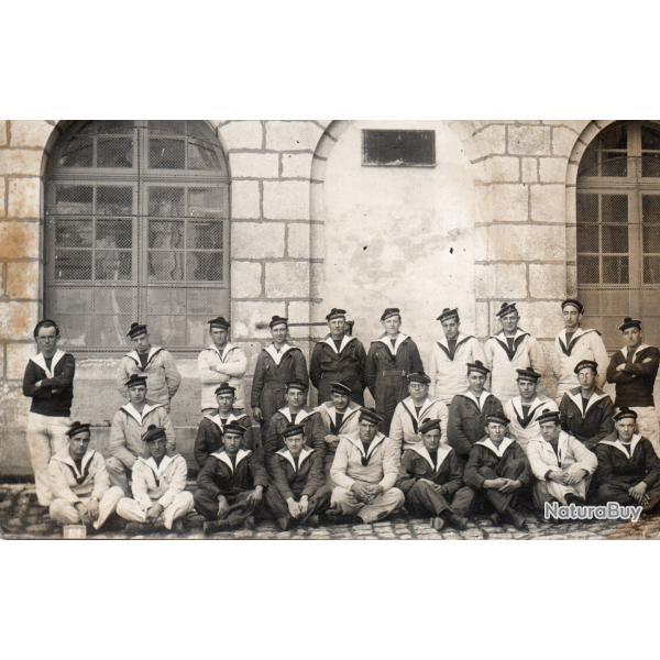 CPA - Carte Photo Militaire Groupe Soldats N�4253