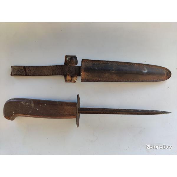 Poignard de tranche avec fourreau WW 1