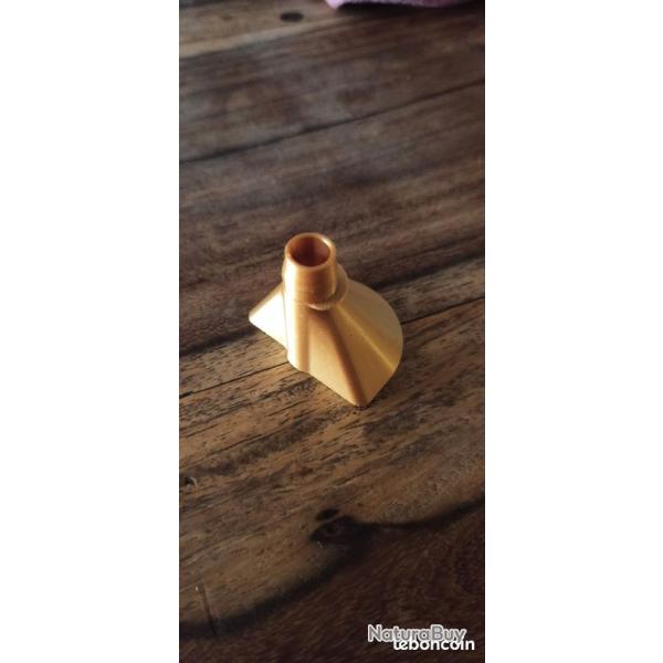 Entonnoir pour r�volver 44 Remington 1858 � poudre noire. Dor�.