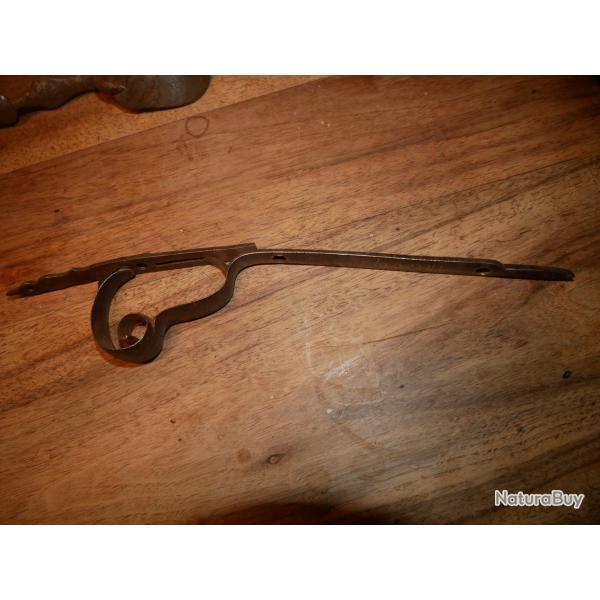 Pontet acier de fusil de chasse  broche ou percussion centrale