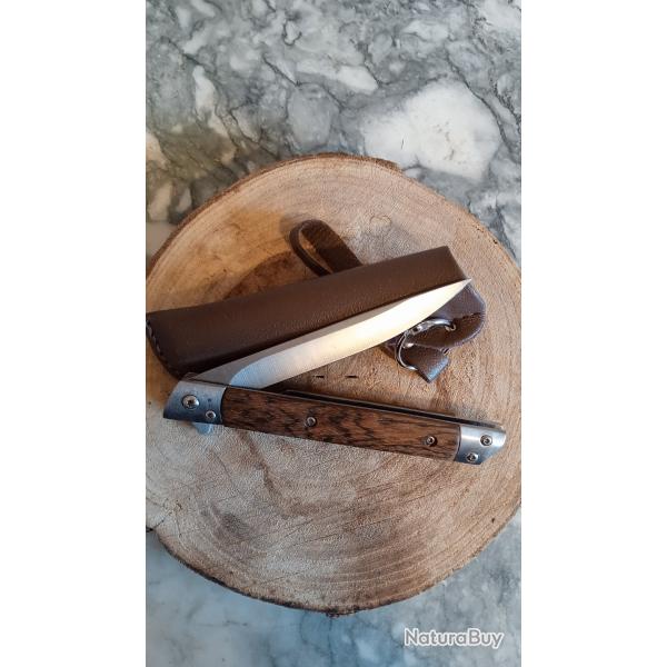 Couteau manche semi-auto manche bois + �tui avec lani�re neuf