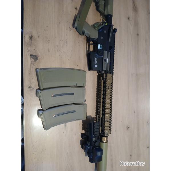 Vend mk18 avec Trois chargeurs avec la batterie lipo 11.1 visee fois �3