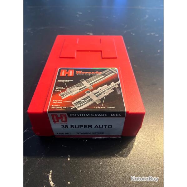 Jeux de trois outils HORNADY cal.38 Super Auto jamais utilis�.