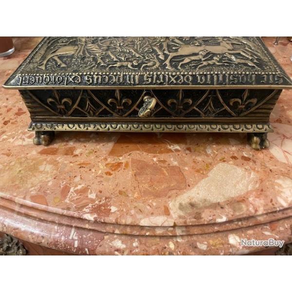 Coffret a bijoux collection sign