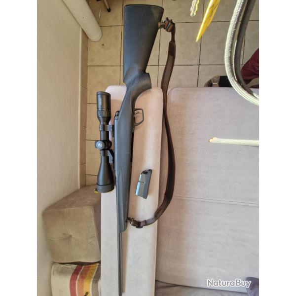 Carabine �  verrou remington 783 synth�tique noire calibre 270 WIN+avec lunette Hawke 30x12x56