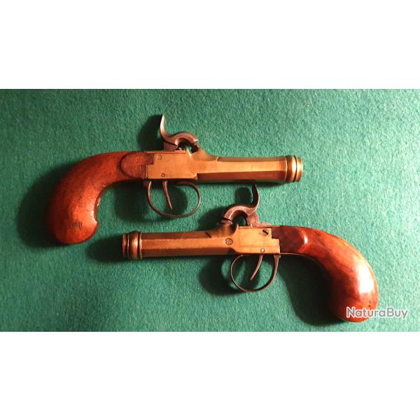 Paire de pistolets marine