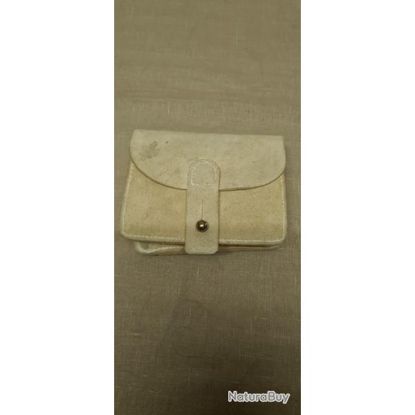 Cartouchi�re en buffle blanc ( 1)