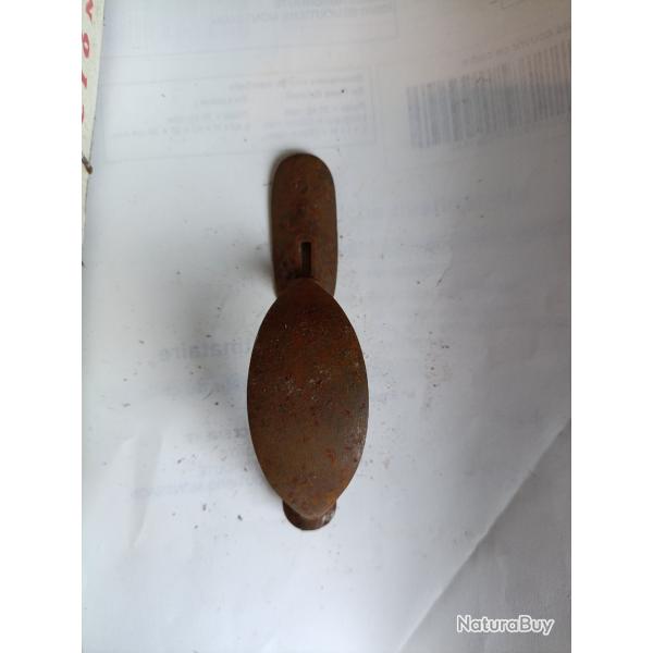 Pontet de fusil reglementaire