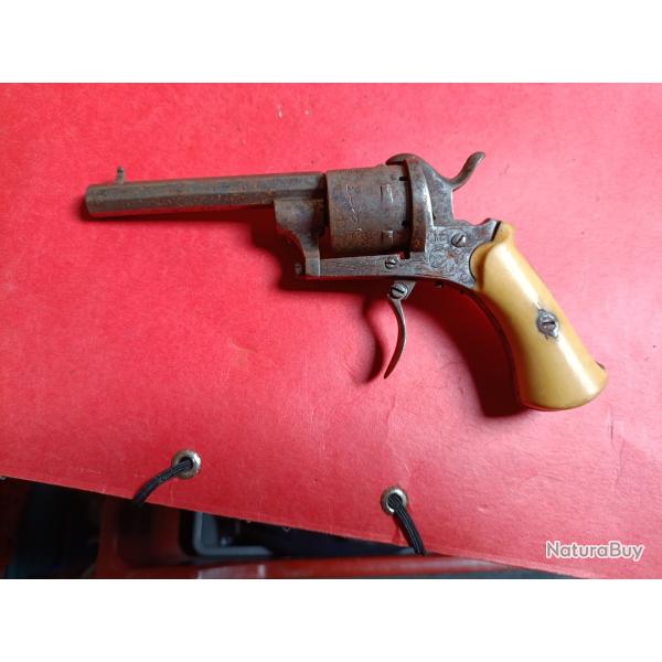 Petit pistolet a broches a restaurer