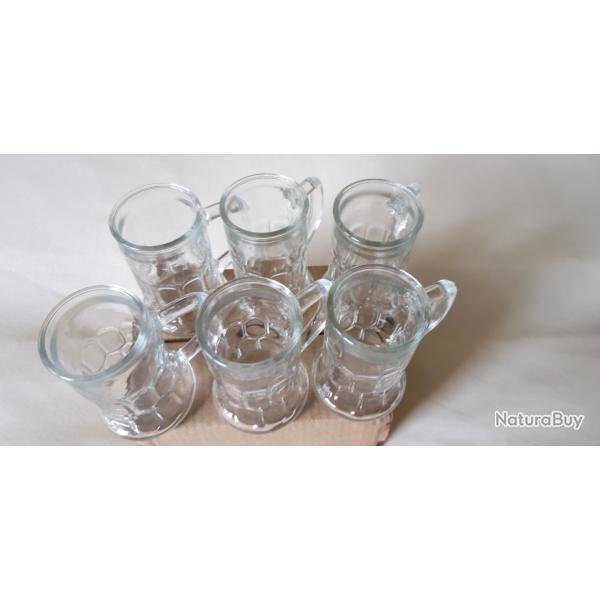 6 verres  � digestif grand mod�le avec anse