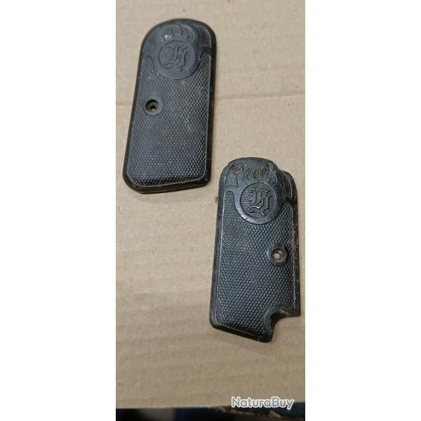 plaquettes pistolet HUSQVARNA M/07 - 1907  (2150)