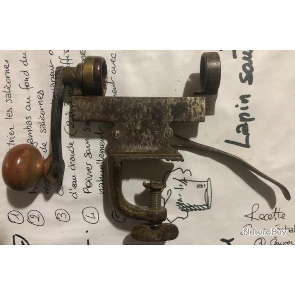 Sertisseur de marque MD pour calibre 16 en bon �tat