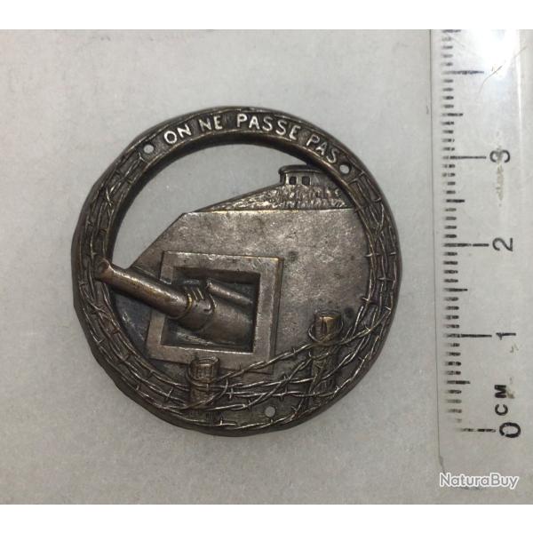 FRANCE 40 - INSIGNE ATTRIBUT B�RET TROUPES DE FORTERESSE LIGNE MAGINOT argent�
