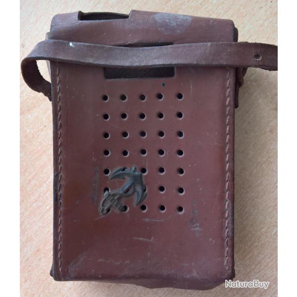 Sacoche radio transistor militaire Infanterie Coloniale p�riode Guerre d'Alg�rie