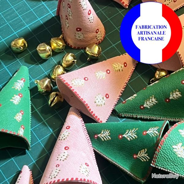 Clochette de No�l Rose aux motifs nordiques en cuir d'agneau peint pour Sapin