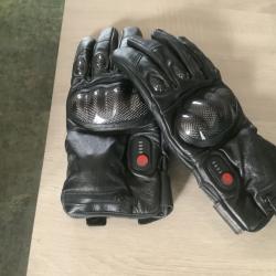 GANTS Shocker électrique professionnel / Gants paralysants 15 000 volts -6mA-16mA .