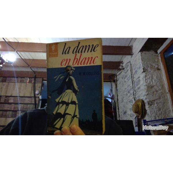 La dame en blanc W.W. Collins marabout geant