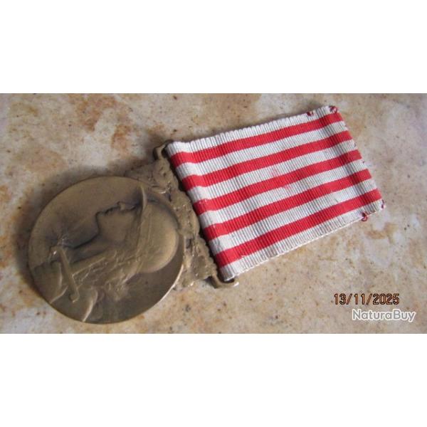 mdaille commmorative grande guerre 14 18 militaire MORLON ww1 premire guerre N3 1914 1918