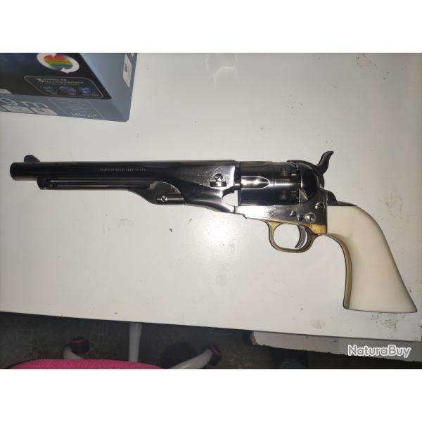 Revolver colt poudre noire 44