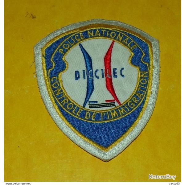 ECUSSON EN TISSU POLICE : CONTROLE DE L'IMMIGRATION , POLICE NATIONALE , ETAT VOIR PHOTO . POUR TOUT