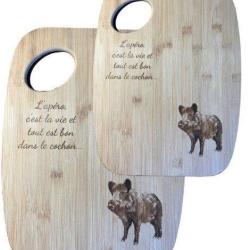 Set de 2 Planches &agrave; d&eacute;couper 'ap&eacute;ro' en bois motif Sanglier LOVERGREEN