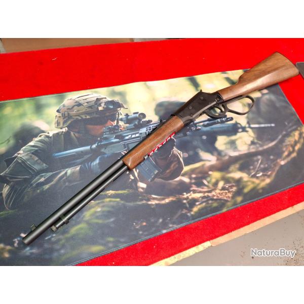 SAVAGE REVEL CLASSIC CAL. 22LR EN BOIS