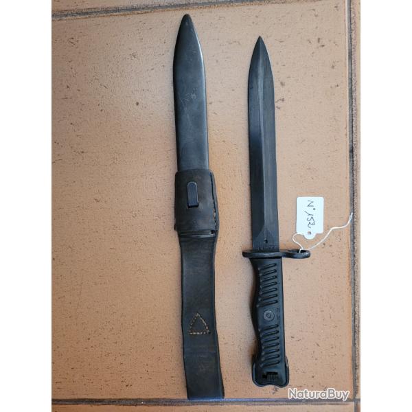 Ba�onnette Yougoslave Mle 1956 pour pistolet mitrailleur Tsevich- Zastava.